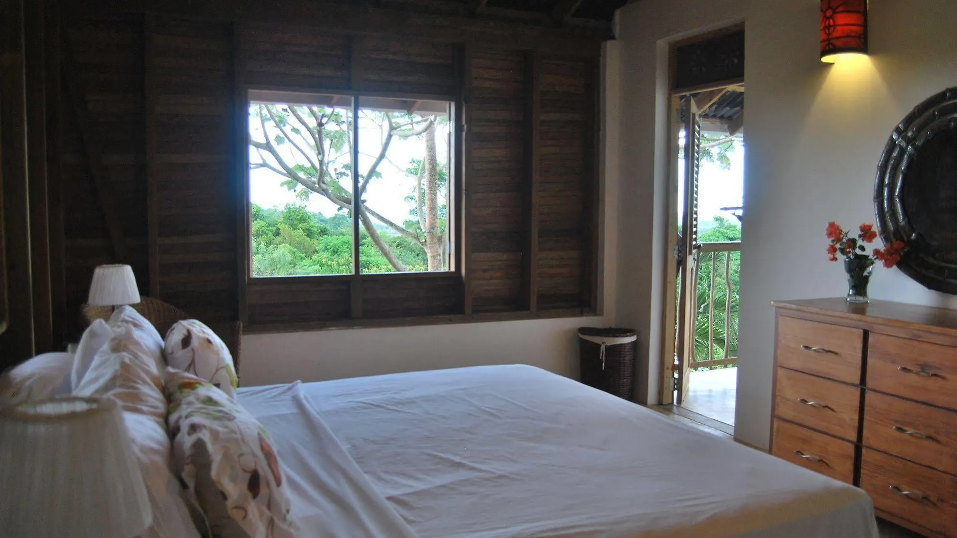 לאס טרנאס Clave Verde Ecolodge אכסניה